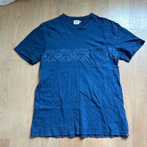 Faherty men’s blue denim tshirt size medium